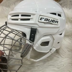 Bauer ice hockey helmet FM2100 M/M